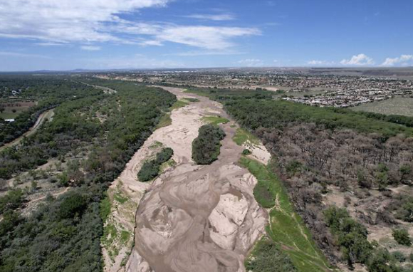 도널드 트럼프 미국 대통령이 멕시코가 미국 농가에 정해진 양을 제공하지 않을 경우 추가로 5% 관세를 부과하겠다고 말했다. [사진=로이터/연합뉴스]
