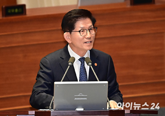 이재명 더불어민주당 대표가 지난 14일 국회에서 열린 당 최고위원회의에서 발언하고 있다. [사진=곽영래 기자]