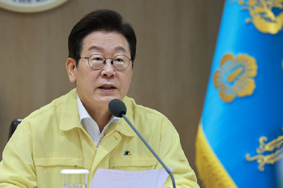 이재명 대통령이 18일 서울 용산 대통령실 청사에서 열린 을지 국무회의를 주재하고 있다. 2025.8.18 [사진=연합뉴스]