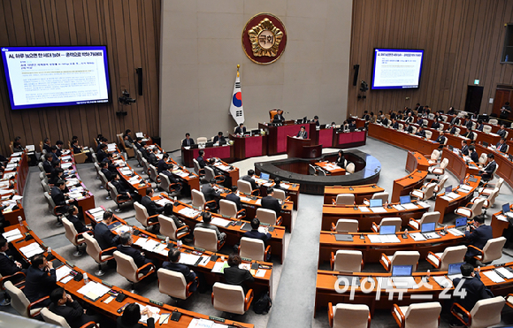 김민석 국무총리가 7일 국회 예결위 회의장에서 열린 전체회의에서 질의에 답변하고 있다. [사진=곽영래 기자]