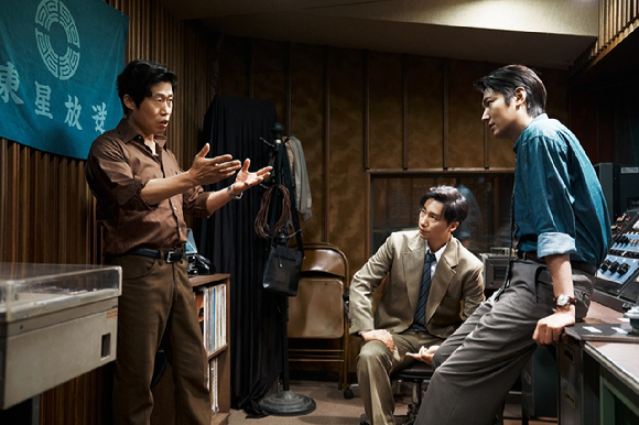 배우 유해진, 박해일, 이민호가 영화 '암살자(들)'에서 열연하고 있다. [사진=하이브미디어코프]