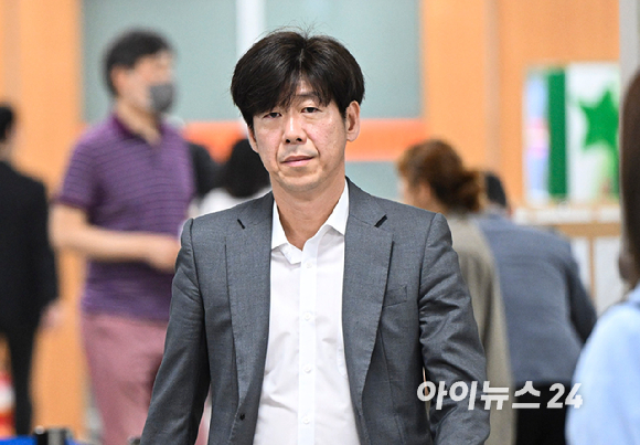 남욱 변호사가 15일 서울 서초구 서울고등법원에서 열린 대장동 개발 의혹 관련 공판에 출석하고 있다. [사진=사진공동취재단]