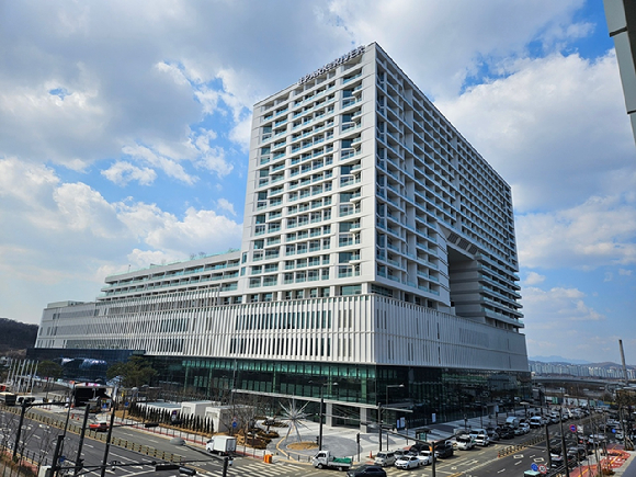 '강동 아이파크 더리버' 전경 [사진=HDC현대산업개발]