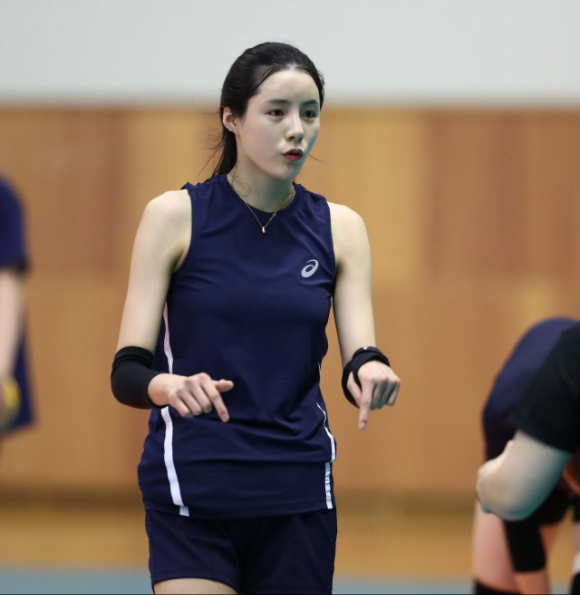 세터 이다영은 2024-25시즌 미국 여자프로배구 샌디에이고 모조에서 뛰게됐다. 사진은 한국여자배구대표팀 선발 당시인 지난 2019년 진천선수촌에서 열린 대표팀 자체 연습 경기 도중 장면이다. [사진=발리볼코리아닷컴]