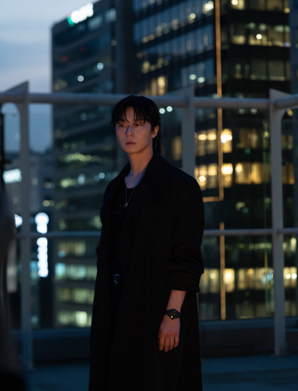 배우 박서준이 JTBC 토일드라마 '경도를 기다리며'에서 이경도 역을 맡아 호연을 펼쳤다. [사진=어썸이엔티]