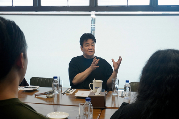 더본코리아는 오는 9월부터 글로벌 B2B 수출용 소스에 QR코드 레시피를 적용한다. [사진=더본코리아]