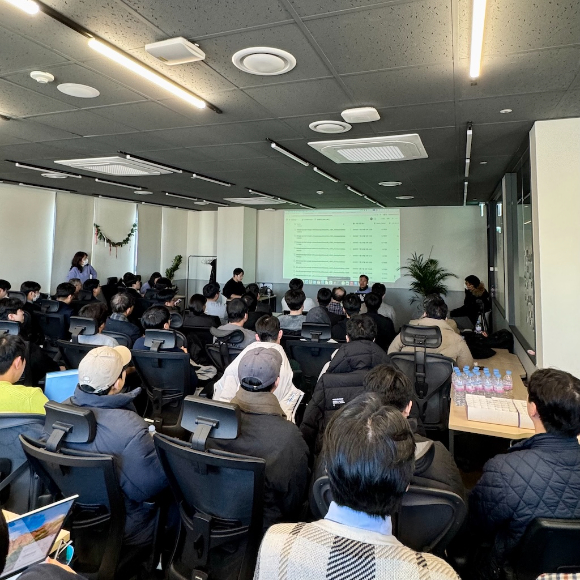 업스테이지 솔라 오픈 현장 검증회. [사진=업스테이지]