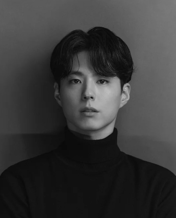 박보검의 새 프로필 사진이 공개됐다. [사진=더블랙레이블]