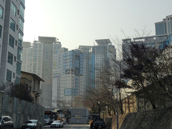 서울 용산구 한강대로 일원 아파트 단지 전경. 사진은 기사 내용과 무관함. [사진=김서온 기자]