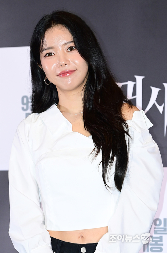 마마무 솔라가 9일 오후 서울&nbsp;용산구&nbsp;CGV용산아이파크몰에서 열린 영화 '귀시'(감독 홍원기) 언론 배급 시사회에 참석하고 있다. [사진=정소희 기자]