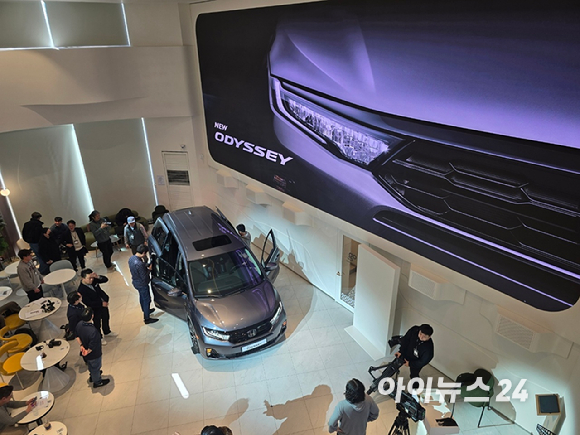 지난해 2월 경기도 성남시 분당구 혼다 모빌리티 카페 '더 고(The Go)'에서 열린 '2025년형 뉴 오딧세이' 미디어 발표회 현장. [사진=김종성 기자]