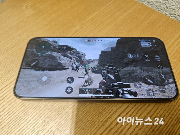 샤오미 15T 프로 후면 모습 [사진=설재윤 기자]