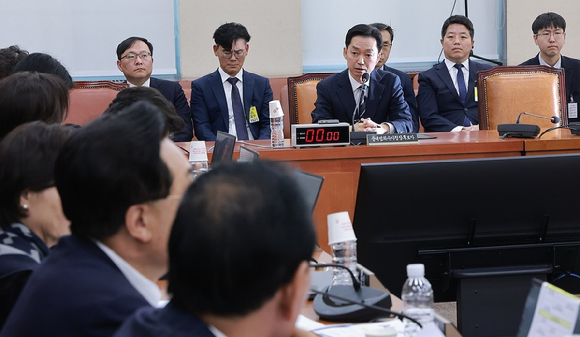김지용 초대 중대범죄수사청장 후보자가 14일 국회 행정안전위원회에서 열린 인사청문회에 출석해 있다. 2026.10.14 [사진=연합뉴스]
