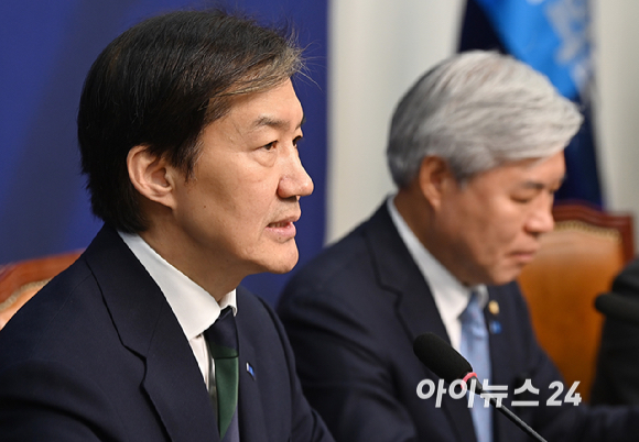 조국 조국혁신당 대표가 24일 서울 여의도 국회에서 열린 최고위원회의에서 발언하고 있다. [사진=곽영래 기자]