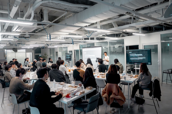 아임웹, 브랜드 성장 밋업 &apos;임팩톤 25&apos;에 500명 신청 몰려