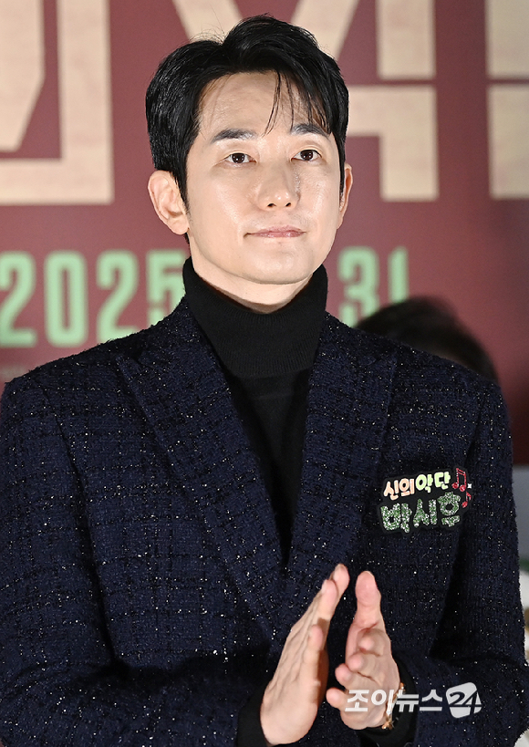 배우 박시후가 8일 서울 용산구 CGV 용산아이파크몰에서 열린 영화 '신의 악단' 제작보고회에 참석하고 있다 [사진=곽영래 기자]