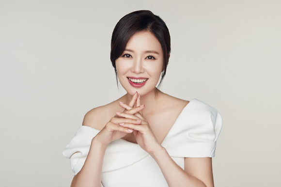 배우 하희라가 연극 '러브레터'에 캐스팅됐다. [사진=아센디오]