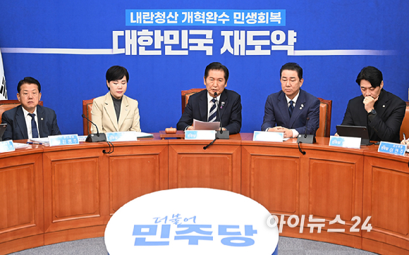 정청래 더불어민주당 대표가 27일 서울 여의도 국회에서 열린 최고위원회의에서 발언하고 있다. [사진=곽영래 기자]