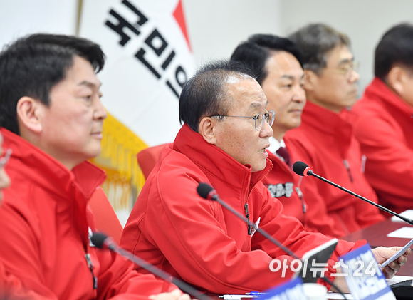 윤재옥 국민의힘 공동선거대책위원장이 1일 오전 서울 여의도 국민의힘 중앙당사에서 열린 중앙선거대책위원회의에서 발언하고 있다. [사진=곽영래 기자]