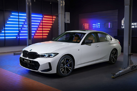 BMW 320i M 스포츠 M 퍼포먼스 파츠 에디션 [사진=BMW코리아]
