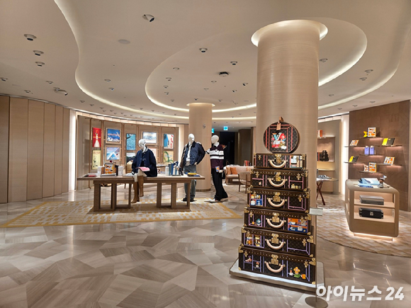 '﻿루이 비통 비저너리 저니 서울' 입구. [사진=박은경 기자]