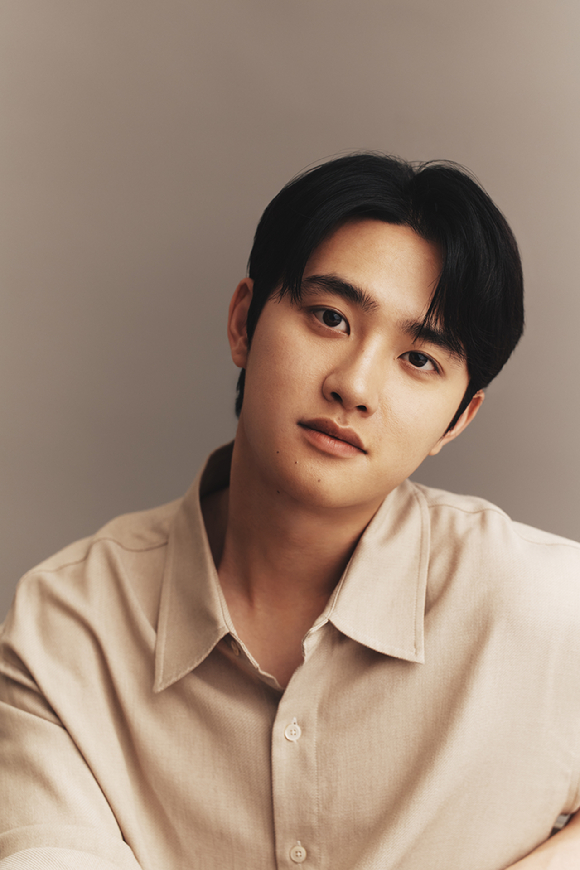 배우 도경수(엑소 디오)가 영화 '더 문'(감독 김용화) 인터뷰에 앞서 포즈를 취하고 있다. [사진=SM엔터테인먼트]