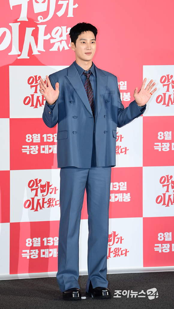 배우 안보현이 9일 오전 서울 CGV 용산아이파크몰에서 열린 영화 '악마가 이사왔다'(감독 이상근) 제작보고회에 참석하고 있다. [사진=정소희 기자]