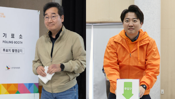 사진은 (왼쪽부터)이낙연 새로운미래 대표, 이준석 개혁신당 대표가 5일 사전투표를 진행하고 있는 모습. [사진=새로운미래 제공/ 뉴시스]