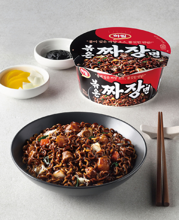 볶은짜장면. [사진=하림 제공]