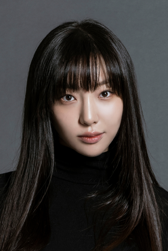 이진이, &apos;서울 자가에 대기업 다니는 김 부장 이야기&apos; 캐스팅