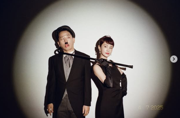 김지민 김준호가 웨딩화보를 공개했다. [사진=김지민 인스타그램 ]