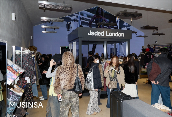 오는 16일까지 무신사 엠프티 성수에서 열리는 제이디드 런던 팝업 현장. [사진=무신사]