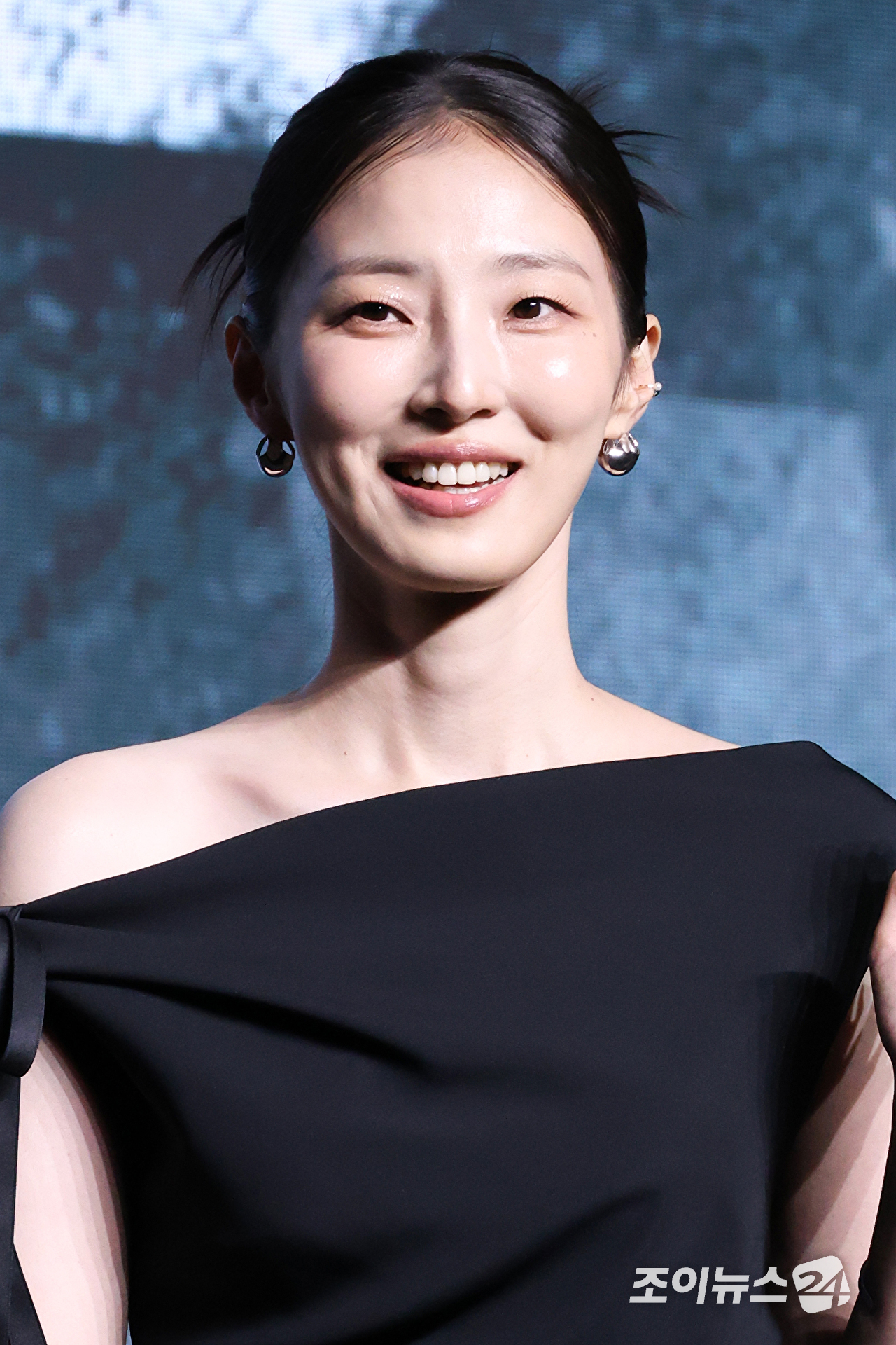 배우 차희가 2일 오전 서울 영등포구 여의도 콘래드서울호텔에서 진행된 디즈니+ 오리지널 시리즈 '메이드 인 코리아 시즌2' 제작발표회에 참석해 포즈를 취하고 있다. [사진=문수지 기자]