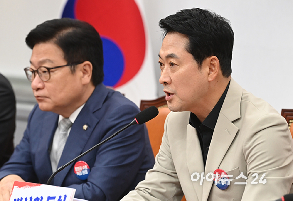 장동혁 국민의힘 당대표가 9일 서울 여의도 국회에서 열린 최고위원회의에서 발언하고 있다. [사진=곽영래 기자]