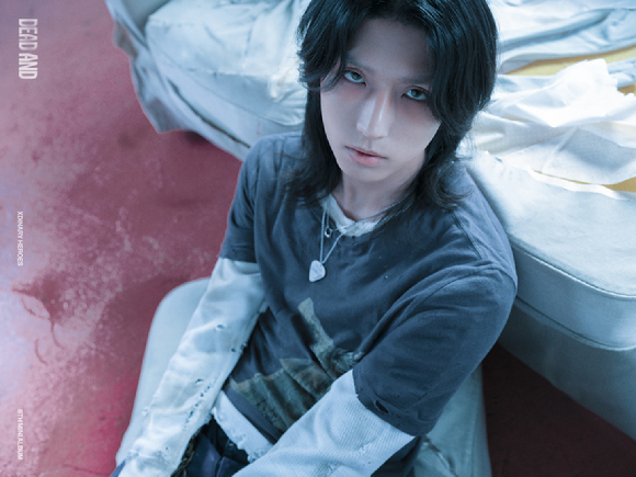 엑스디너리 히어로즈 주연 준한 콘셉트 포토 [사진=JYP엔터테인먼트]