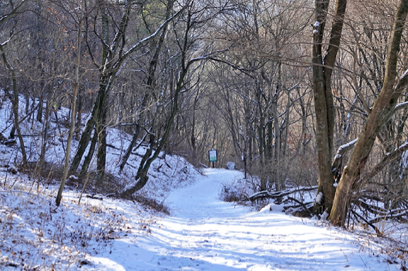 가지끝에 남아있는 설화(상고대) [사진=박성기 ]