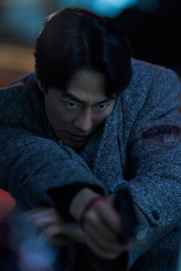 배우 박정민과 신세경이 영화 '휴민트'에서 열연하고 있다. [사진=NEW]