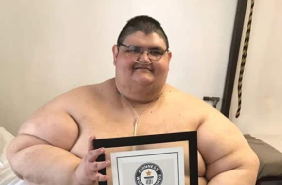 세계에서 가장 몸무게가 많이 나가는 인물로 기네스 세계기록에 이름을 올린 멕시코 남성 '후안 페드로 프랑코'. [사진=인스타그램 갈무리]