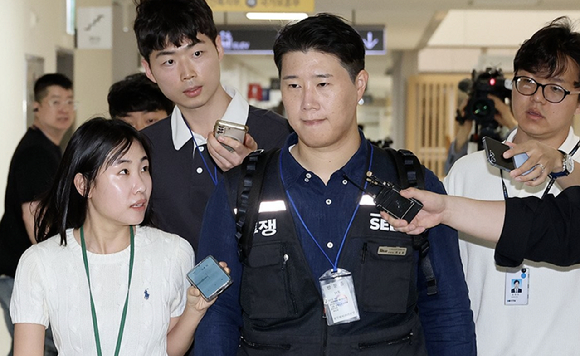 박수근 중앙노동위원회 위원장이 19일 2차 사후조정 회의에 참석하고 있다. [사진=황세웅 기자]