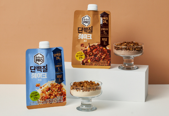 오리온 닥터유PRO 단백질쉐이크 2종. [사진=오리온]