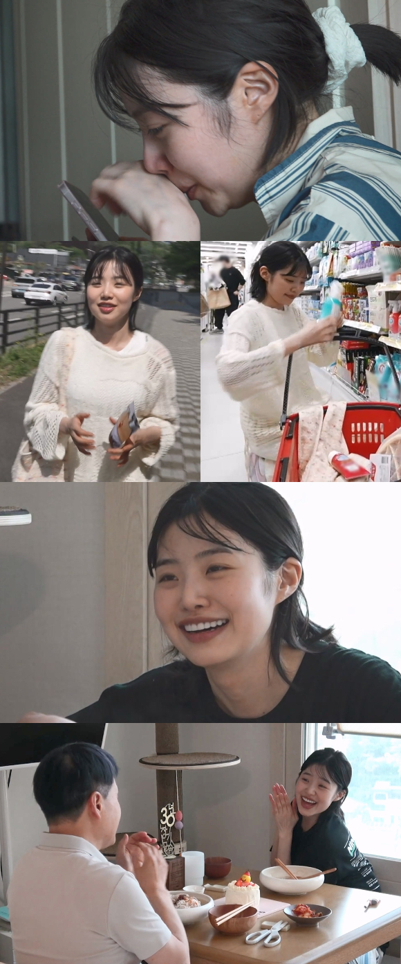 배우 최지수가 8일 오후 서울 강남구 삼성동 코엑스 동문 앞 야외광장에서 열린 '제62회 백상예술대상 with 구찌' 시상식에 앞서 레드카펫 행사에 참석하고 있다. [사진=정소희 기자]
