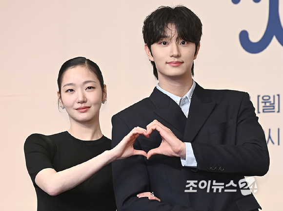 [포토] '설렘 가득' 김고은-김재원, 사랑스러운 비주얼 커플