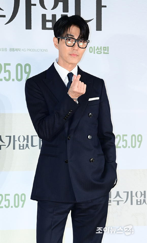 배우 차승원이 19일 오전 서울 용산구 CGV아이파크몰점에서 열린 영화 '어쩔수가없다'(감독 박찬욱) 제작보고회에 참석하고 있다. [사진=정소희 기자]