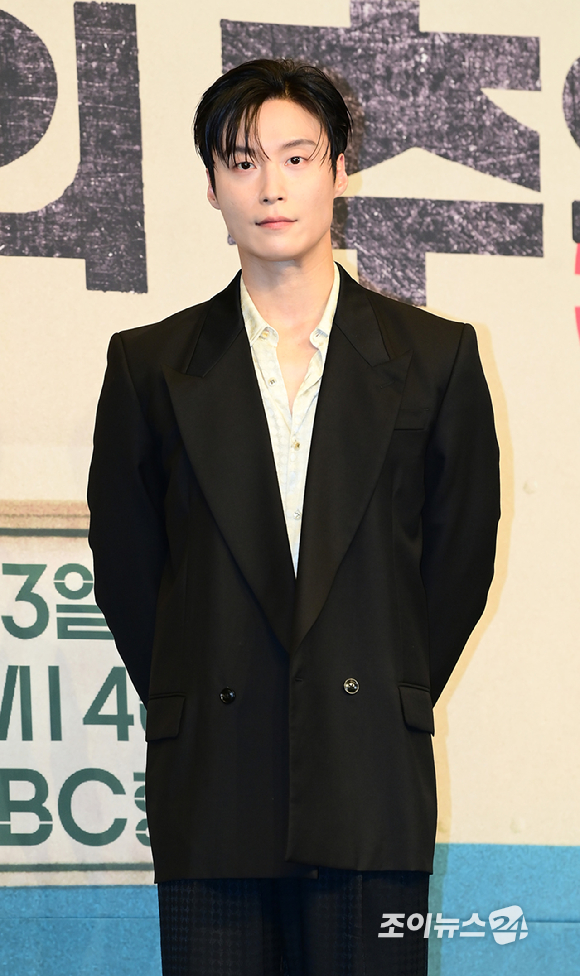 &apos;백번의 추억&apos; 허남준 &quot;고3 교복 연기 감독님께 감사, 마음 어리게 먹었다&quot;