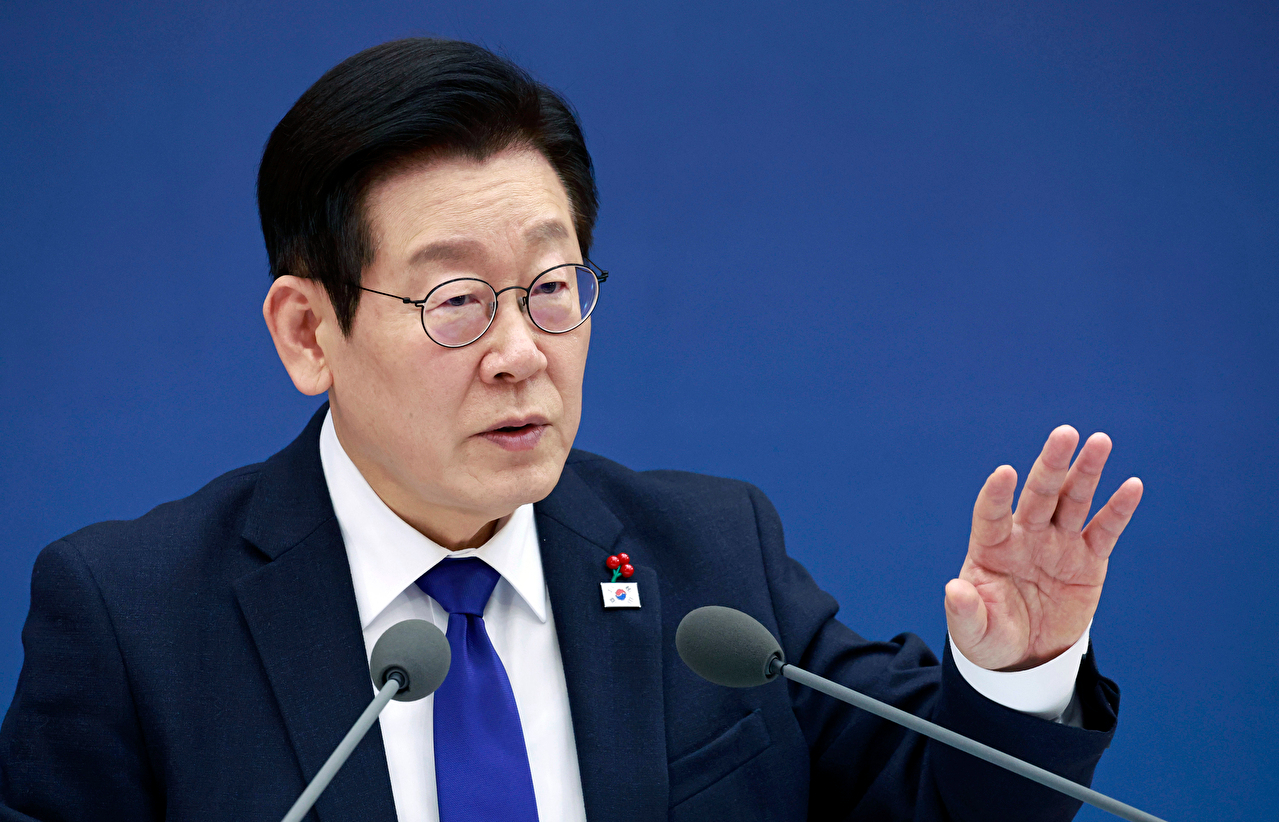 이재명 대통령이 16일 정부세종컨벤션센터에서 열린 보건복지부(질병관리청)&middot;식품의약품안전처 업무보고에서 발언하고 있다. 2025.12.16 [대통령실통신사진기자단] [사진=연합뉴스]