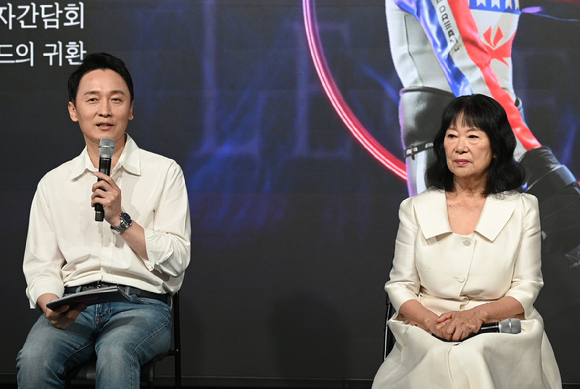 '故 김성재 아바타 기자간담회 메모리얼 에피소드.1(Memorial ep.1)'이 7일 오후 서교동 구름아래소극장에서 열렸다. [사진=페르소나스페이스, 갤럭시코퍼레이션]