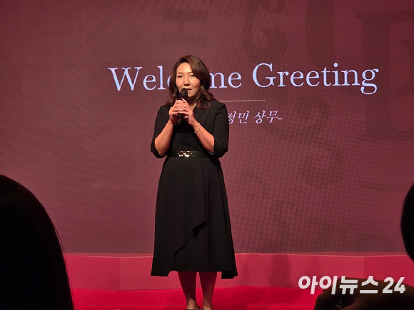지난달 28일 더 글렌드로낙 울트라 프리미엄 라인업 출시 기념 프리뷰 행사에 더 글렌드로낙 울트라 프리미엄 라인업 제품들이 전시되어 있다. [사진=한국브라운포맨]