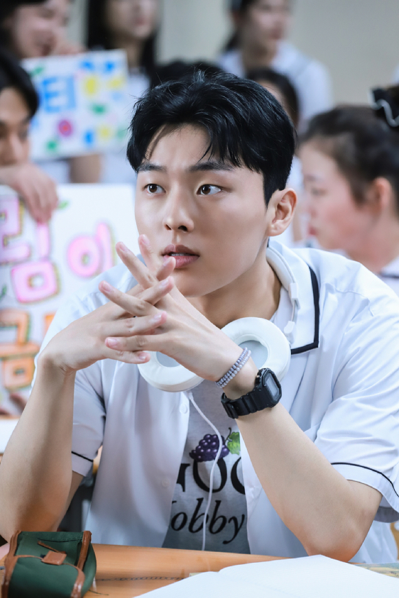 '스물다섯 스물하나' 최현욱 스틸 [사진=골든메달리스트]