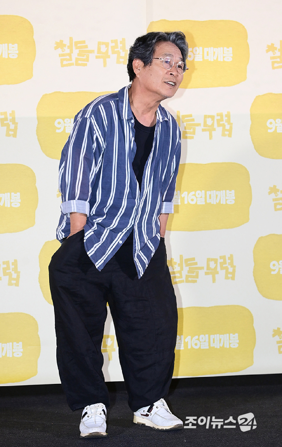배우 기주봉이 1일 오후 서울 CGV 용산 아이파크몰에서 열린 영화 '철들 무렵'(감독 정승오) 언론시사회에 참석하고 있다. [사진=정소희 기자]