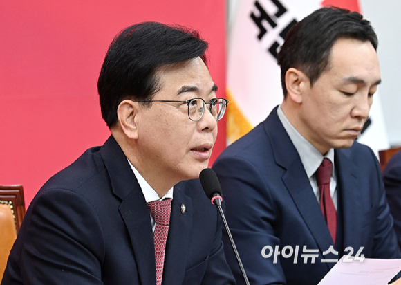 송언석 국민의힘 원내대표가 26일 서울 여의도 국회에서 열린 최고위원회의에서 발언하고 있다. [사진=곽영래 기자]